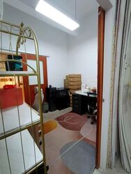 Kallang Place (D12), Factory #606776921